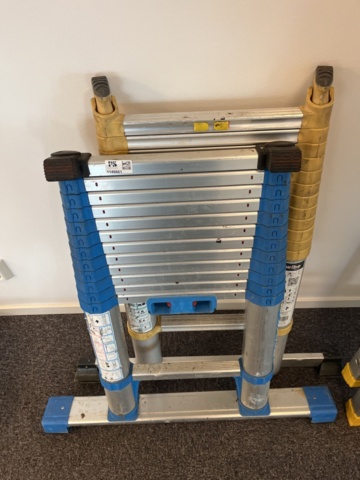 1146661-6 2 stycken Teleskop stegar Zarges / Vibe