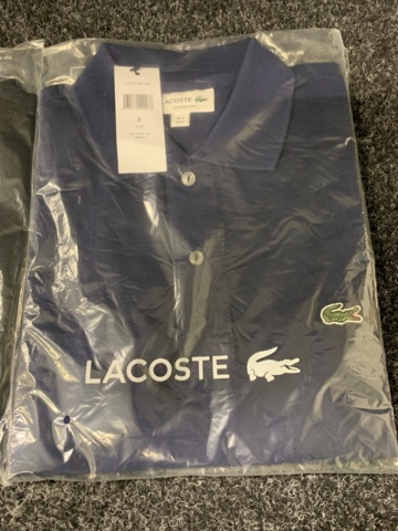 1128692-5 3 polo shirts Lacoste, Size S
