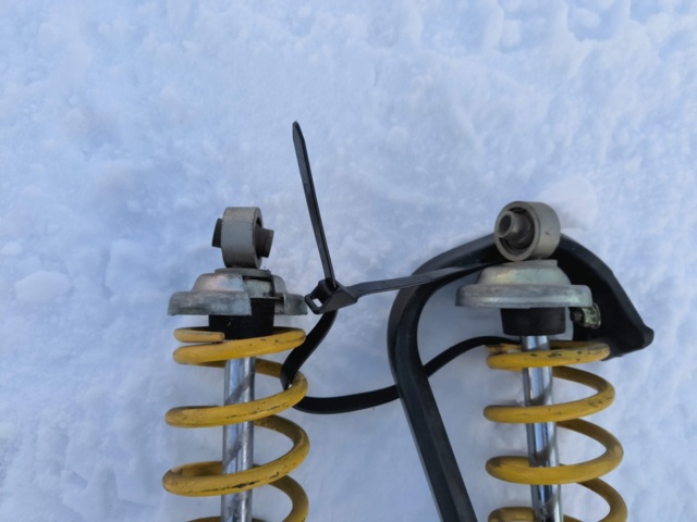 1128895-8 Stötdämpare för skoter