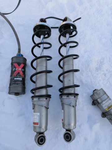 1128895-9 Stötdämpare för skoter