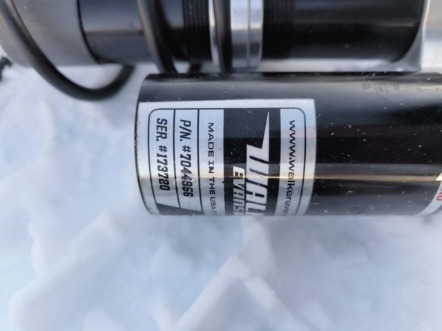 1128895-18 Stötdämpare för skoter