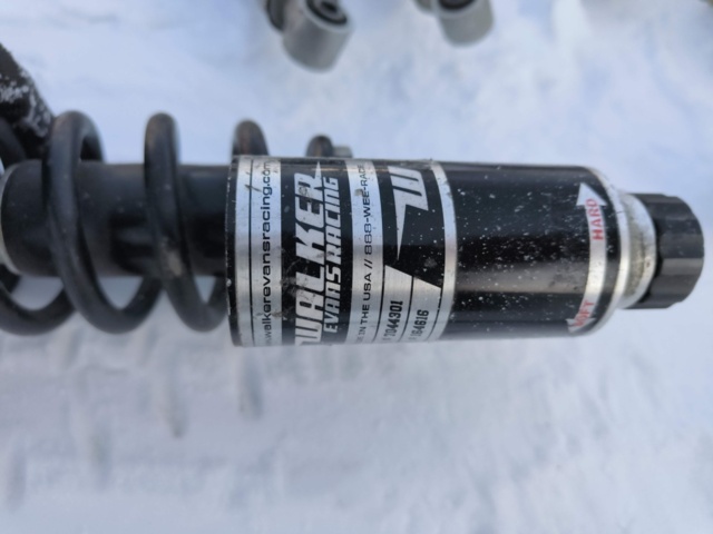 1128895-20 Stötdämpare för skoter