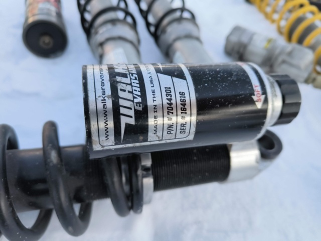 1128895-21 Stötdämpare för skoter