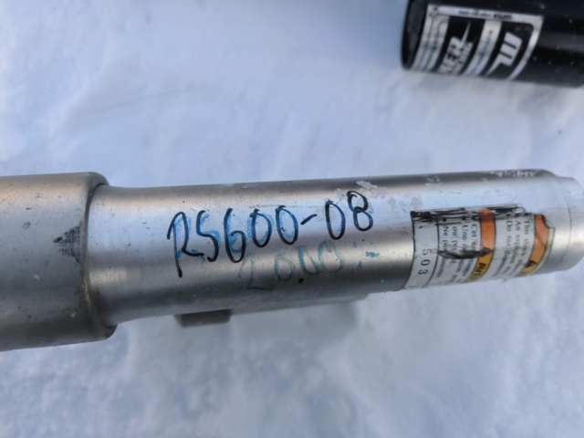 1128895-23 Stötdämpare för skoter