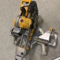 1001340-5 Cut & miter saw with saw table - DeWalt