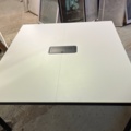 1120883-8 Meeting table 1400 x 1400 mm