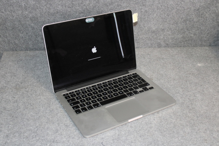 1055098-2 MacBook Pro