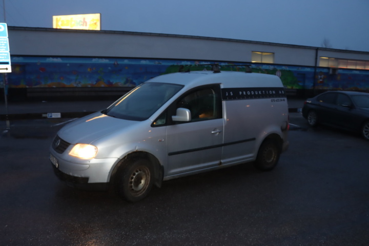 1164614-3 Volkswagen Caddy Van 1.9 TDI -10