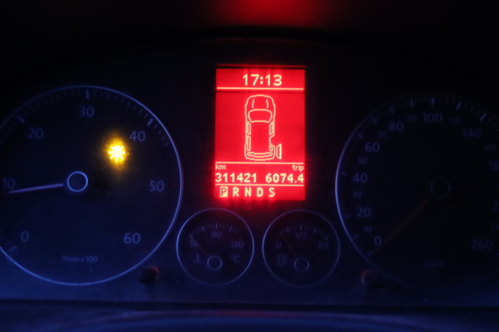 1164614-13 Volkswagen Caddy Van 1.9 TDI -10