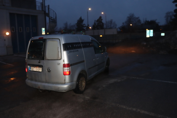 1164614-23 Volkswagen Caddy Van 1.9 TDI -10