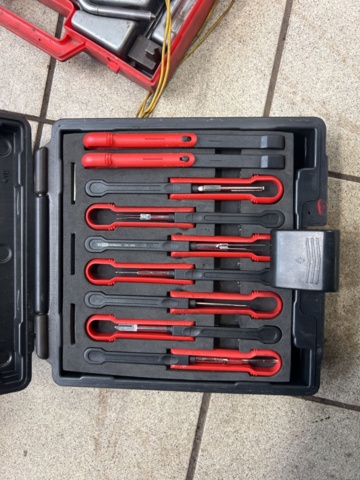 1164084-24 Various special tools Citroën Peugeot etc