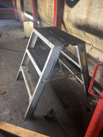 1164100-5 Waste oil drum, gearbox lift & work stand