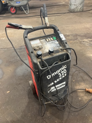 1164123-4 Battery charger Telwin Dynamic 320