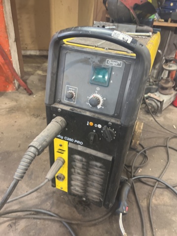 1164124-2 MIG Welding on wheels - ESAB Origo MIG C280 PRO