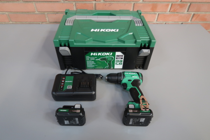Skruvdragare HiKOKI DS12DD med 12V, 2x4,0Ah batteri och laddare ...