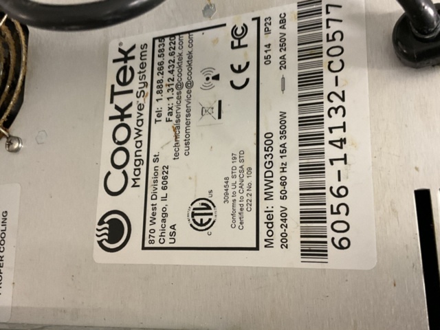 1121022-8 Induction wok with 2 pans CookTek