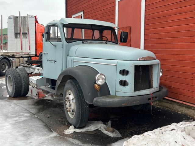 1164044-1 Veteran truck converted to EPA tractor - VOLVO - 1963