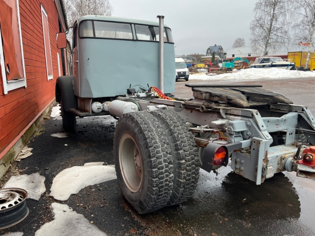 1164044-5 Veteran truck converted to EPA tractor - VOLVO - 1963