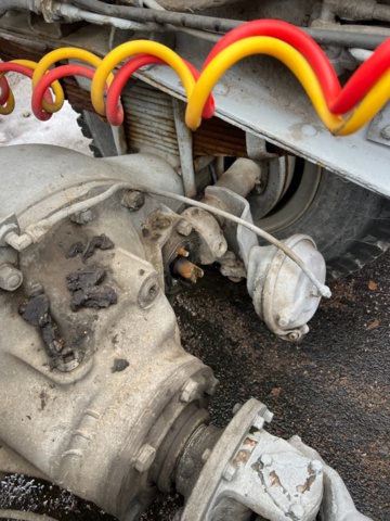 1164044-11 Veteran truck converted to EPA tractor - VOLVO - 1963