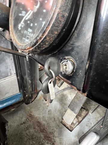 1164044-19 Veteran truck converted to EPA tractor - VOLVO - 1963