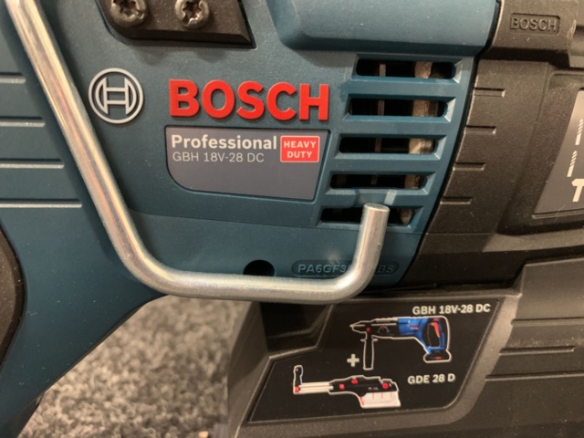 1166536-4 Hammer drill Bosch GBH 18V-28 DC & Dust extractor Bosch GDE 28 B