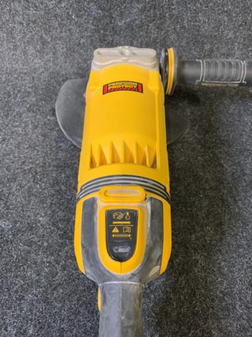 1166605-4 Angle grinder DeWalt DWE4599-QS