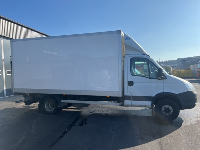 1068623-6 Van Iveco Daily 65C18 3.0 HPT - 2009