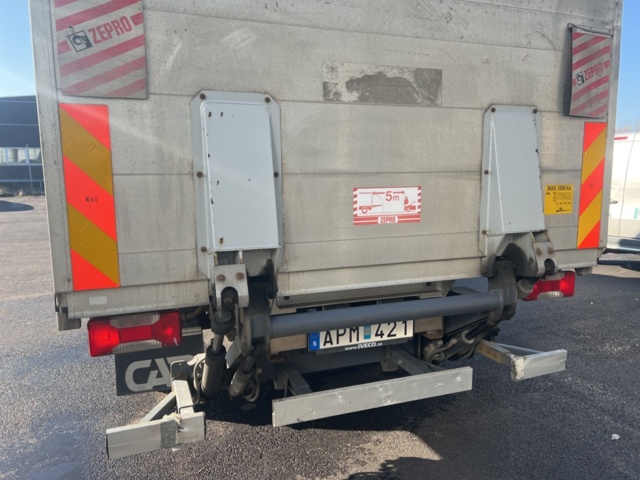 1068623-16 Van Iveco Daily 65C18 3.0 HPT - 2009