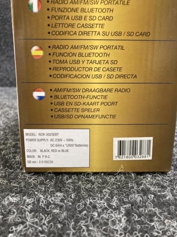 1164810-2 Retro radio Roadstar RCR-3025EBT