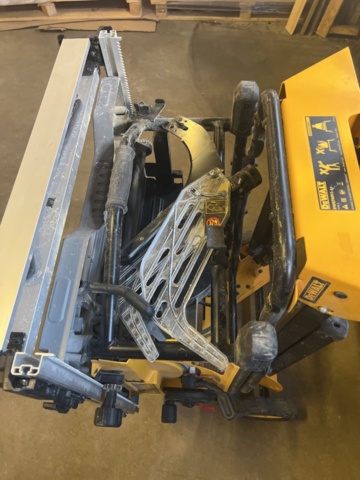 1164170-6 Table saw on wheels - DeWalt DWE7492 -QS