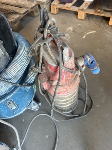 1001364-10 Moisture separators, sprayers, submersible pump and more