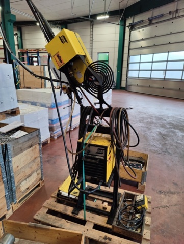 1167726-2 Robotic welding system Esab A30A