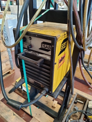 1167726-4 Robotic welding system Esab A30A