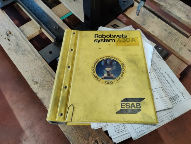 1167726-15 Robotic welding system Esab A30A