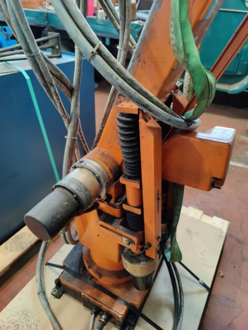 1167726-23 Robotic welding system Esab A30A