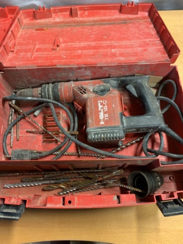 1136444-2 Tiger saw & Impact drill HILTI WSR 1250 PE & TE 15-C