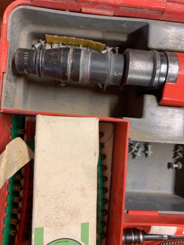 1136450-7 Bolt gun & Grouting gun HILTI DX 350 & MD 2000