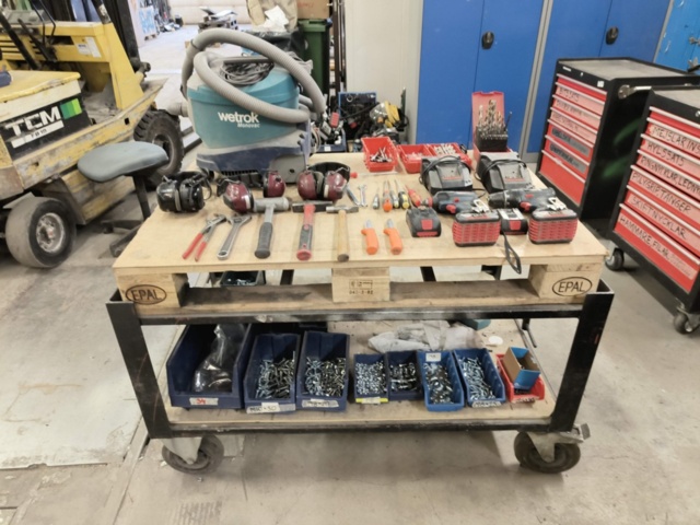Rolling tables, Hand machines & Hand tools - PS Auction - We value the ...