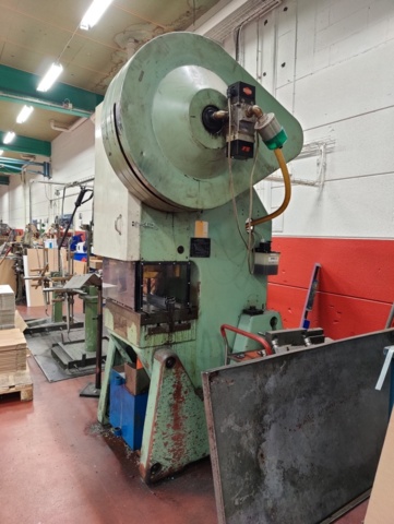 1167705-4 Press line KD