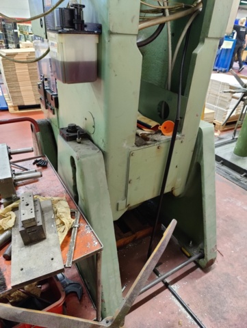 1167705-12 Press line KD