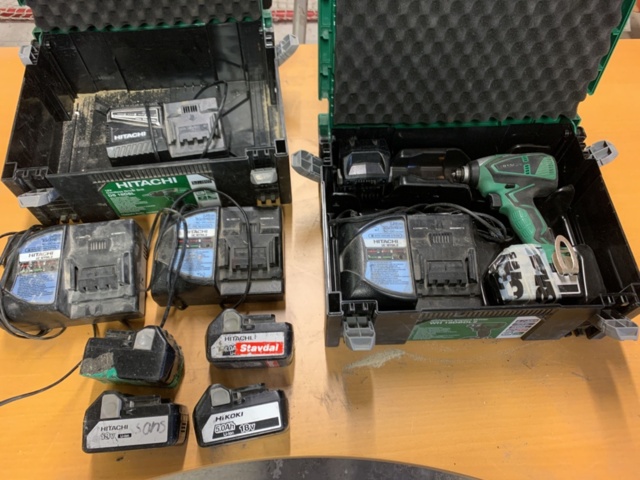 1136460-1 Tool kit HITACHI with impact screwdriver and more