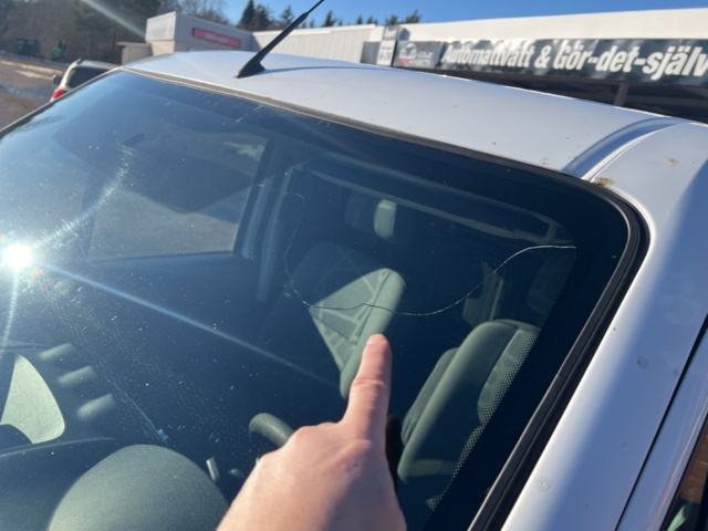 1121638-4 Ford Transit Connect T220 1.8 TDCi - 2011