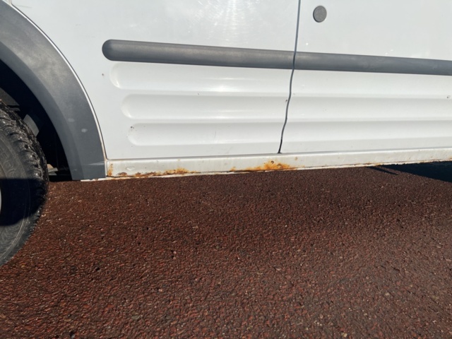 1121638-30 Ford Transit Connect T220 1.8 TDCi - 2011