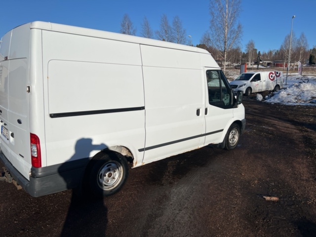 1121635-5 Ford Transit T300 2.2 TDCi - 2011