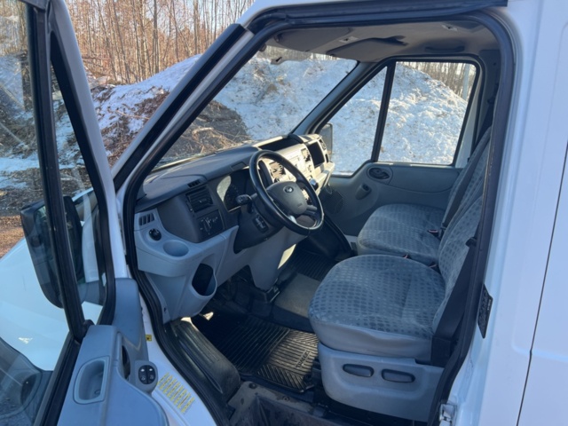 1121635-9 Ford Transit T300 2.2 TDCi - 2011