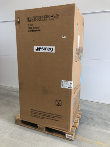 1134477-20 Smeg 4 door white Fridge/freezer