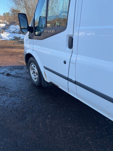 1121635-31 Ford Transit T300 2.2 TDCi - 2011