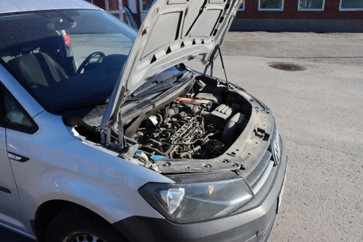 1167815-24 VW Caddy Maxi 1.6 TDI BlueMotion - 2016