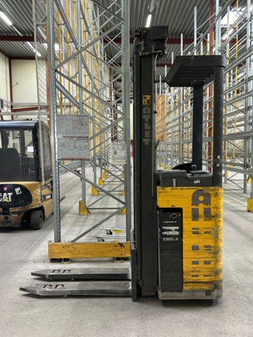 1144036-2 Stand stacker Atlet A/160SDTFVJN630 - 2004