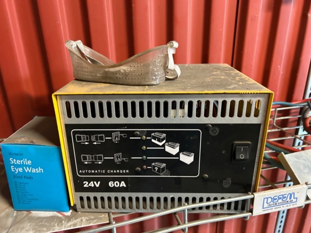 1144039-18 Stand stacker Atlet A/160SDTFVJN630 - 2005